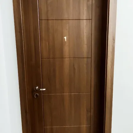Fairwinds - Double With Ensuite - Airport - Self Check In & Out Available *