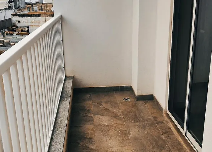 Fairwinds - Double With Ensuite - Airport - Self Check In & Out Available